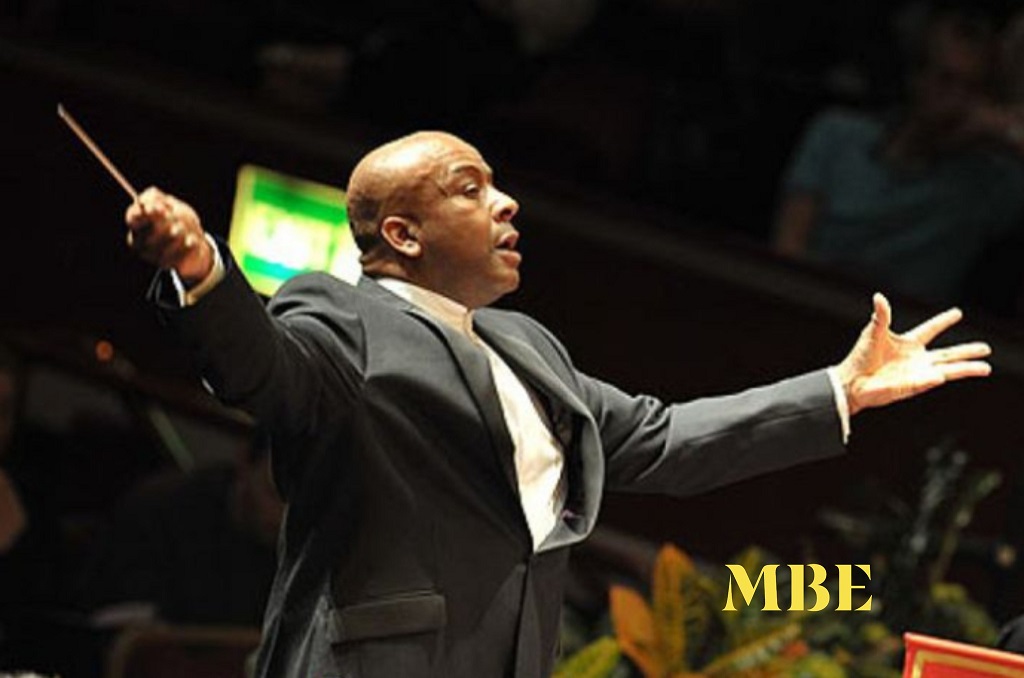 Duncan Beckley conducting the band Duncan Beckley conducting the band